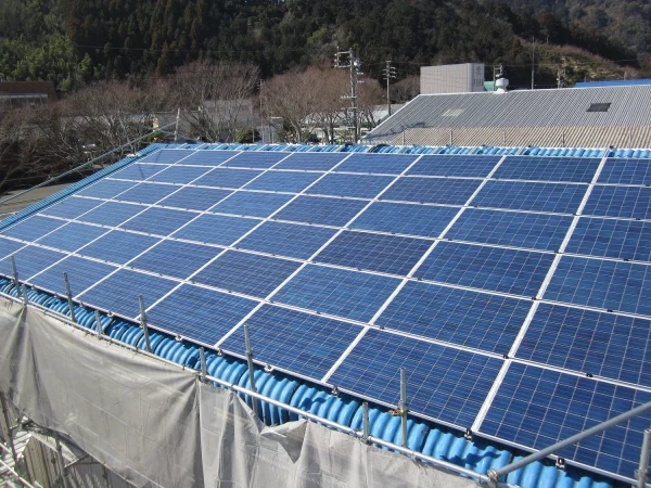 静岡市の製茶工場様の自家消費型太陽奥発電の設置事例
