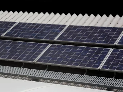 企業が屋根の上に太陽光発電を設置する際に気を付けておくべきこと