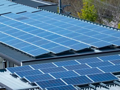 企業の屋根置き太陽光発電